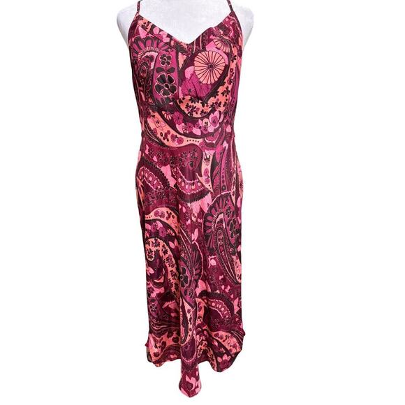 Figue NWT Pink Paisley Floral Satin Slip Dres s Sz Medium Spaghetti Strap - Picture 1 of 11